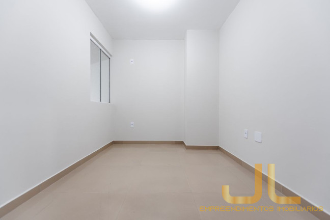 Imagem Imóvel com 2 Quartos à Venda, 74 m² em Salto Weissbach - Blumenau Imagem Imóvel com 2 Quartos à Venda, 74 m² em Salto Weissbach - Blumenau