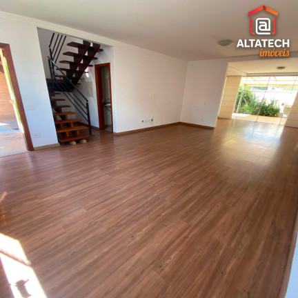 Imagem Casa com 3 Quartos à Venda, 169 m² em Parque Primavera - Poços De Caldas Imagem Casa com 3 Quartos à Venda, 169 m² em Parque Primavera - Poços De Caldas