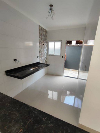 Imagem Casa com 2 Quartos à Venda, 41 m² em Tupi - Praia Grande Imagem Casa com 2 Quartos à Venda, 41 m² em Tupi - Praia Grande