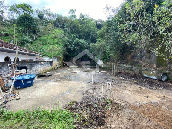 Imagem Terreno à Venda, 750 m² em Santa Rosa - Niterói