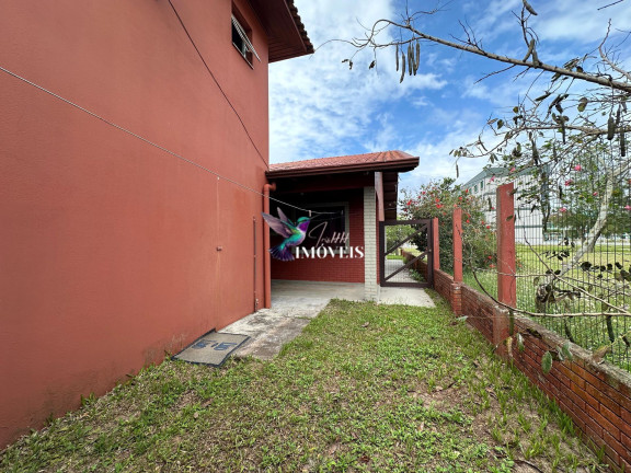 Imagem Casa com 2 Quartos à Venda, 121 m² em Areias Brancas - Arroio Do Sal Imagem Casa com 2 Quartos à Venda, 121 m² em Areias Brancas - Arroio Do Sal