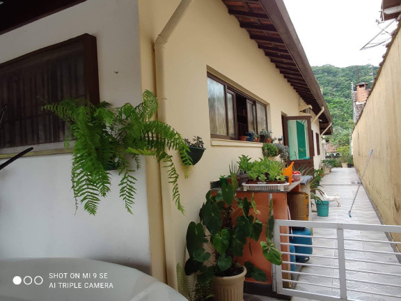 Imagem Casa com 5 Quartos à Venda, 178 m² em Martim De Sá - Caraguatatuba