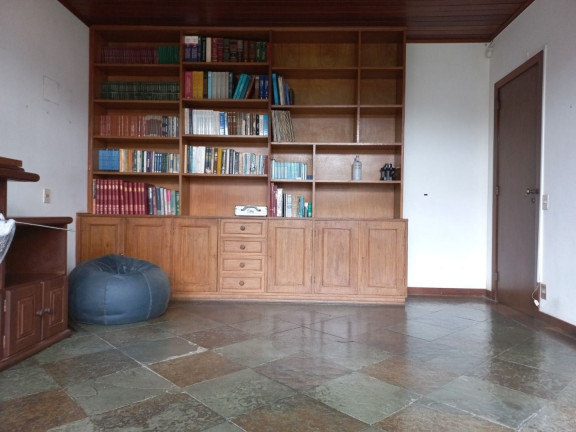 Imagem Casa com 4 Quartos à Venda, 326 m² em Araras - Teresópolis Imagem Casa com 4 Quartos à Venda, 326 m² em Araras - Teresópolis