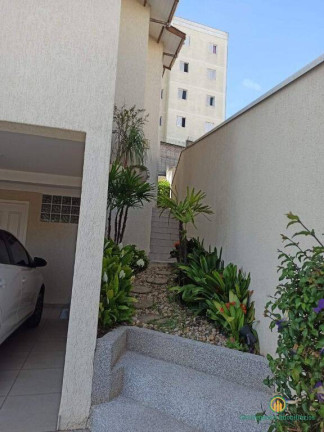 Imagem Casa de Condomínio com 3 Quartos à Venda, 260 m² em Granja Viana - Cotia Imagem Casa de Condomínio com 3 Quartos à Venda, 260 m² em Granja Viana - Cotia