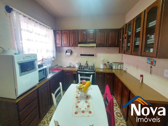 Imagem Imóvel com 4 Quartos à Venda, 221 m² em Logradouro - Nova Petrópolis Imagem Imóvel com 4 Quartos à Venda, 221 m² em Logradouro - Nova Petrópolis
