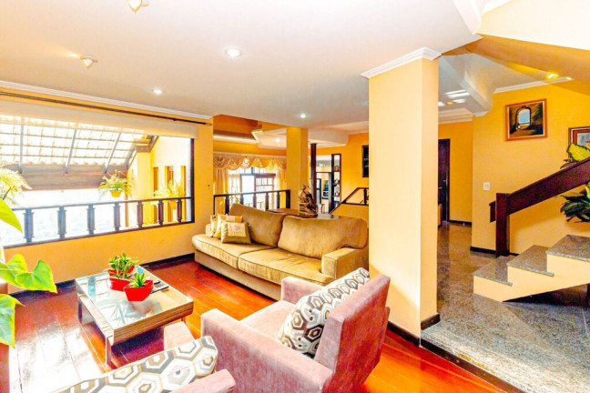Imagem Casa de Condomínio com 4 Quartos à Venda, 367 m² em Nonoai - Porto Alegre Imagem Casa de Condomínio com 4 Quartos à Venda, 367 m² em Nonoai - Porto Alegre