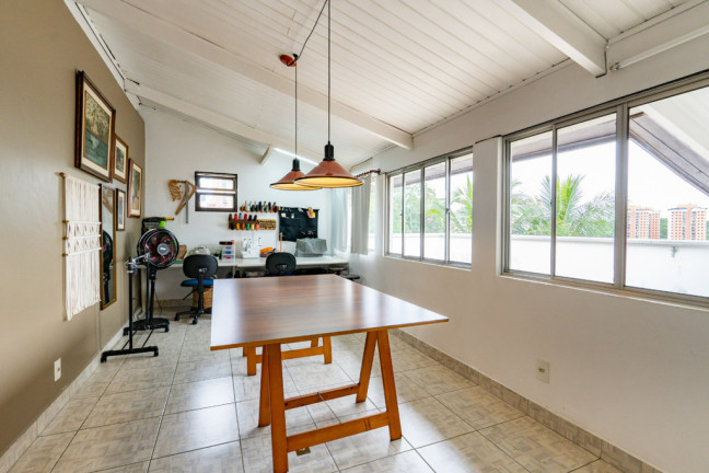 Imagem Casa com 5 Quartos à Venda, 373 m² em Lar São Paulo - São Paulo Imagem Casa com 5 Quartos à Venda, 373 m² em Lar São Paulo - São Paulo