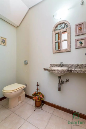 Imagem Casa com 4 Quartos à Venda, 309 m² em Jardim Isabel - Porto Alegre Imagem Casa com 4 Quartos à Venda, 309 m² em Jardim Isabel - Porto Alegre