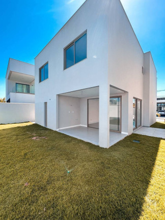 Imagem Casa com 4 Quartos à Venda, 252 m² em Papagaio - Feira De Santana Imagem Casa com 4 Quartos à Venda, 252 m² em Papagaio - Feira De Santana
