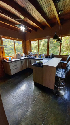 Imagem Casa com 3 Quartos à Venda, em Parque Santa Eliza - Nova Friburgo Imagem Casa com 3 Quartos à Venda, em Parque Santa Eliza - Nova Friburgo