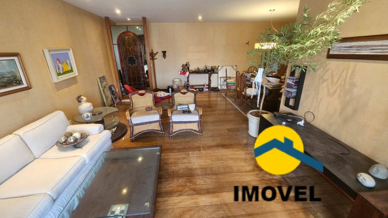 Imagem Apartamento com 4 Quartos à Venda, 250 m² em Icaraí - Niterói