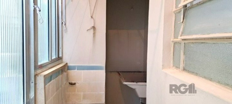 Imagem Apartamento com 2 Quartos à Venda, 70 m² em Centro Histórico - Porto Alegre Imagem Apartamento com 2 Quartos à Venda, 70 m² em Centro Histórico - Porto Alegre