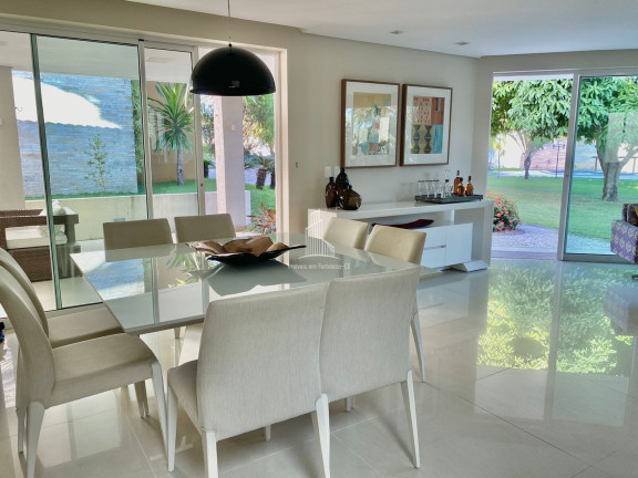 Imagem Casa com 5 Quartos à Venda, 275 m² em Cararu - Eusébio Imagem Casa com 5 Quartos à Venda, 275 m² em Cararu - Eusébio