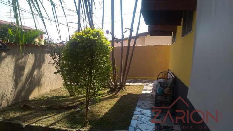 Imagem Casa com 3 Quartos à Venda, 275 m² em Jardim Sandra Maria - Taubaté