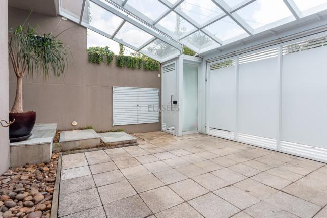 Imagem Casa com 3 Quartos à Venda, 260 m² em Jardim Paulistano - São Paulo Imagem Casa com 3 Quartos à Venda, 260 m² em Jardim Paulistano - São Paulo