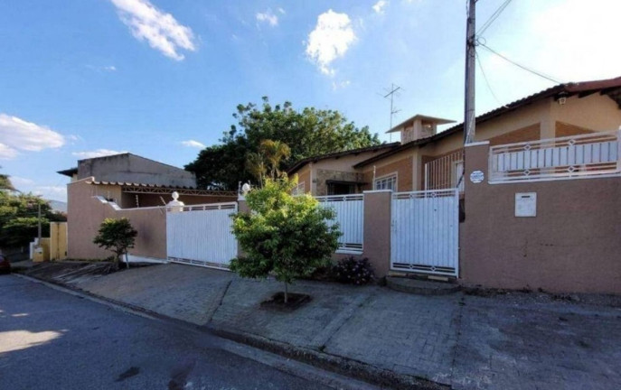 Imagem Casa com 4 Quartos à Venda, 240 m² em Jardim Do Lago - Atibaia Imagem Casa com 4 Quartos à Venda, 240 m² em Jardim Do Lago - Atibaia