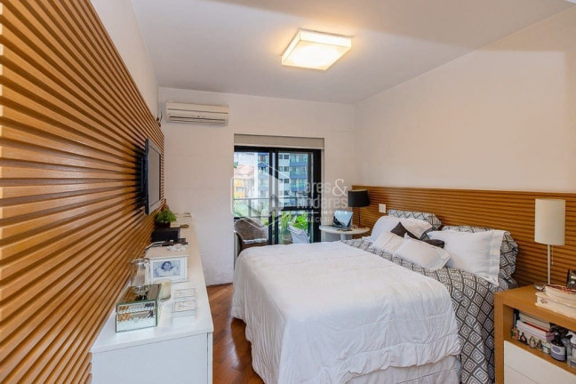 Imagem Apartamento com 3 Quartos à Venda, 205 m² em Vila Mariana - São Paulo Imagem Apartamento com 3 Quartos à Venda, 205 m² em Vila Mariana - São Paulo