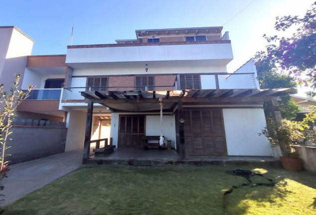Imagem Imóvel com 3 Quartos à Venda, 220 m² em Itapeva Norte - Torres Imagem Imóvel com 3 Quartos à Venda, 220 m² em Itapeva Norte - Torres