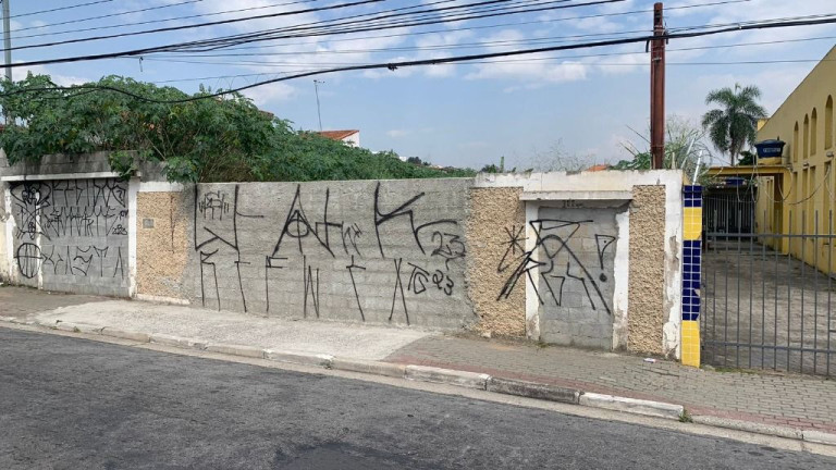 Imagem Terreno à Venda, 625 m² em Centro - Poá