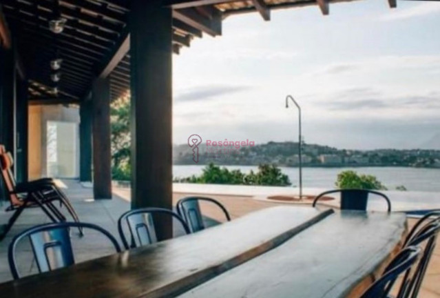 Imagem Casa com 4 Quartos à Venda, em Praia Da Costa - Vila Velha Imagem Casa com 4 Quartos à Venda, em Praia Da Costa - Vila Velha