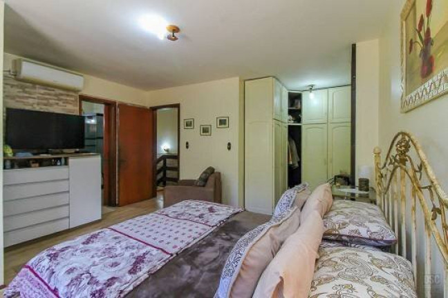 Imagem Casa com 4 Quartos à Venda,  em Espírito Santo - Porto Alegre