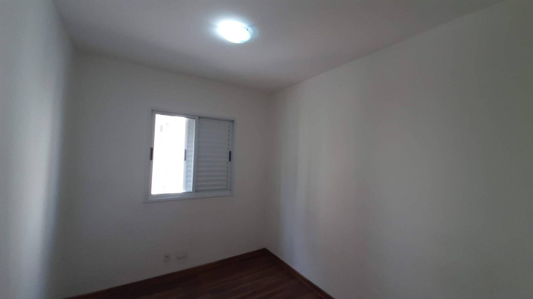 Imagem Apartamento com 2 Quartos à Venda, 62 m² em Jardim Tupanci - Barueri
