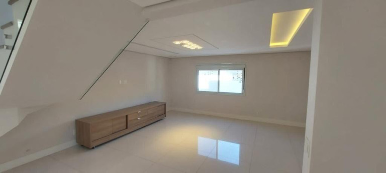 Imagem Casa com 3 Quartos à Venda, 350 m² em João Paulo - Florianópolis
