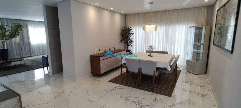 Imagem Casa com 4 Quartos à Venda, 376 m² em Bairro Caxambu - Jundiaí Imagem Casa com 4 Quartos à Venda, 376 m² em Bairro Caxambu - Jundiaí