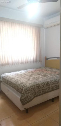 Imagem Imóvel com 2 Quartos para Temporada, 70 m² em Meia Praia - Itapema Imagem Imóvel com 2 Quartos para Temporada, 70 m² em Meia Praia - Itapema