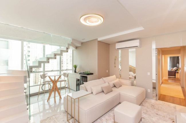 Imagem Cobertura com 5 Quartos à Venda, 257 m² em Centro - Balneário Camboriú