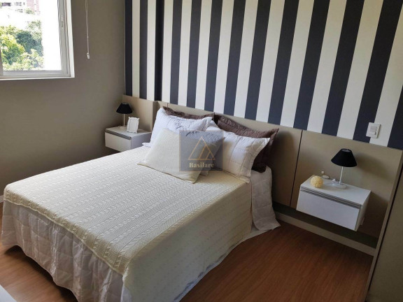 Imagem Apartamento com 3 Quartos à Venda, 77 m² em Mercês - Curitiba
