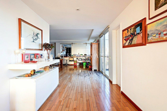 Imagem Apartamento com 3 Quartos à Venda, 260 m² em água Branca - São Paulo