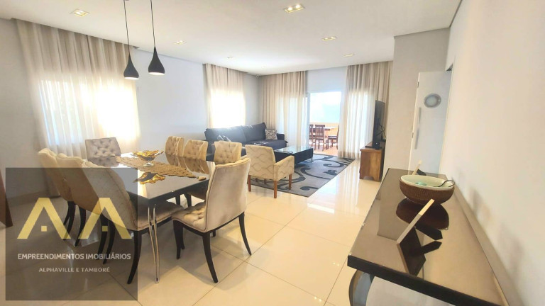 Casa com 5 Quartos para Alugar, 400 m² em Alphaville - Santana De Parnaíba