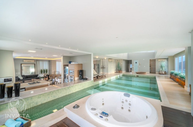 Imagem Cobertura com 6 Quartos à Venda, 740 m² em Barra Sul - Balneário Camboriú Imagem Cobertura com 6 Quartos à Venda, 740 m² em Barra Sul - Balneário Camboriú