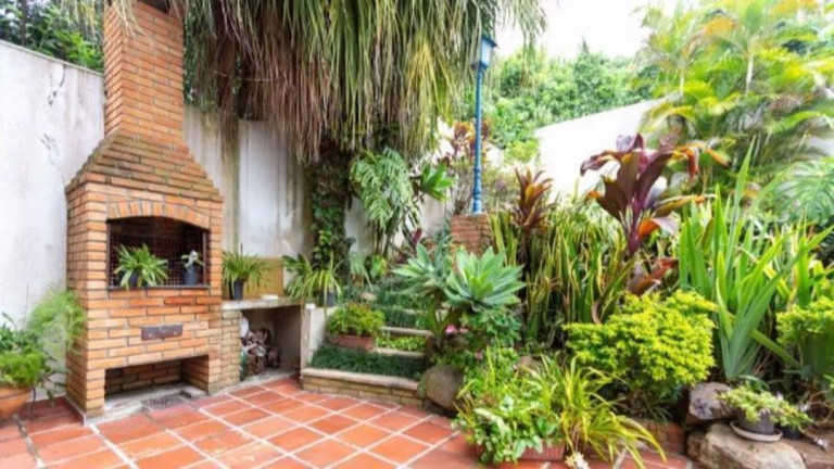 Imagem Casa com 4 Quartos à Venda, 400 m² em Jardim Leonor - São Paulo Imagem Casa com 4 Quartos à Venda, 400 m² em Jardim Leonor - São Paulo