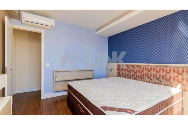 Imagem Apartamento com 3 Quartos à Venda, 126 m² em Petrópolis - Porto Alegre Imagem Apartamento com 3 Quartos à Venda, 126 m² em Petrópolis - Porto Alegre