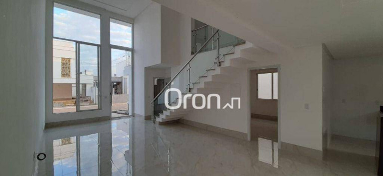Imagem Sobrado com 4 Quartos à Venda, 203 m² em Santa Genoveva - Goiânia Imagem Sobrado com 4 Quartos à Venda, 203 m² em Santa Genoveva - Goiânia