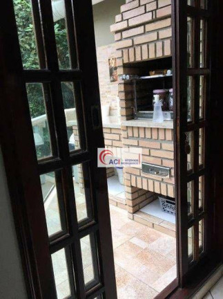 Imagem Casa com 4 Quartos à Venda, 300 m² em Vila Verde - Itapevi Imagem Casa com 4 Quartos à Venda, 300 m² em Vila Verde - Itapevi