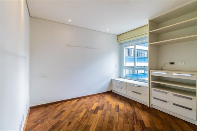 Imagem Imóvel com 4 Quartos à Venda, em Paraíso - São Paulo Imagem Imóvel com 4 Quartos à Venda, em Paraíso - São Paulo