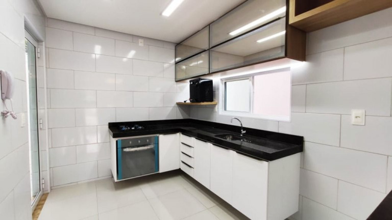 Imagem Casa com 3 Quartos à Venda, 84 m² em Lagoa Redonda - Fortaleza