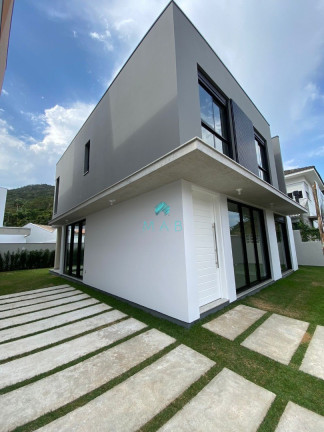 Imagem Sobrado com 4 Quartos à Venda, 159 m² em Cachoeira Do Bom Jesus - Florianópolis