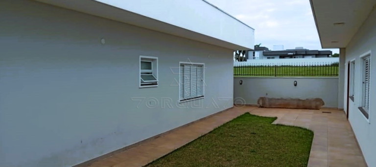 Imagem Casa de Condomínio com 5 Quartos à Venda, 300 m² em Residencial Lago Azul - Engenheiro Coelho Imagem Casa de Condomínio com 5 Quartos à Venda, 300 m² em Residencial Lago Azul - Engenheiro Coelho