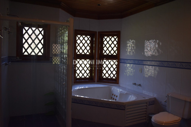 Imagem Casa com 4 Quartos à Venda, 401 m² em Região De Capivari - Campos Do Jordão Imagem Casa com 4 Quartos à Venda, 401 m² em Região De Capivari - Campos Do Jordão