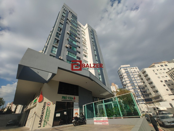 Imagem Apartamento com 3 Quartos à Venda, 120 m² em Centro - Florianópolis Imagem Apartamento com 3 Quartos à Venda, 120 m² em Centro - Florianópolis