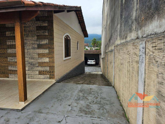 Imagem Casa com 3 Quartos à Venda, 120 m² em Cocanha - Caraguatatuba