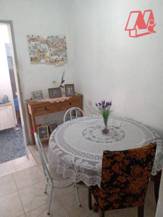 Imagem Casa com 3 Quartos à Venda, 150 m² em Jardim Carvalho - Porto Alegre Imagem Casa com 3 Quartos à Venda, 150 m² em Jardim Carvalho - Porto Alegre