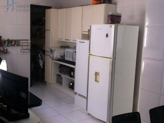 Imagem Casa com 4 Quartos para Alugar ou Temporada, 220 m² em Lagoa Nova - Natal Imagem Casa com 4 Quartos para Alugar ou Temporada, 220 m² em Lagoa Nova - Natal