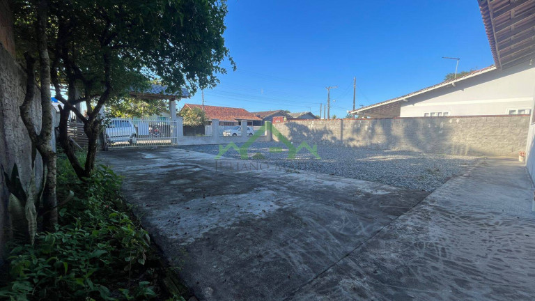 Imagem Casa com 2 Quartos à Venda, 55 m² em Centro - Balneário Barra Do Sul