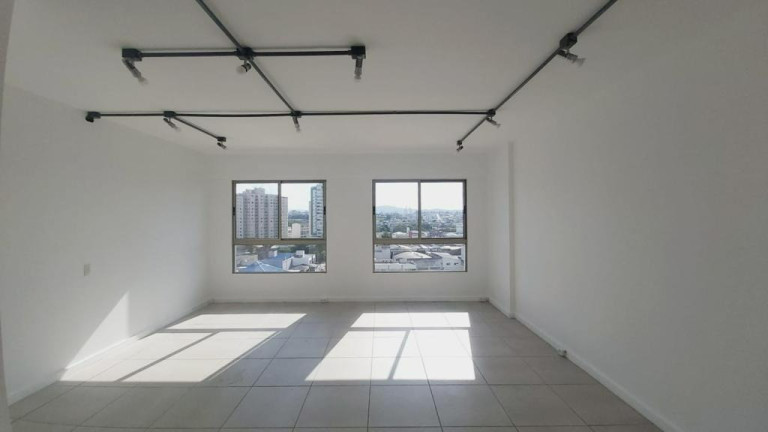 Sala Comercial à Venda, 34 m² em Campinas - São José