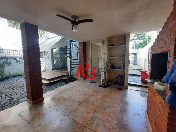 Imagem Casa com 5 Quartos à Venda, 300 m² em Gonzaga - Santos Imagem Casa com 5 Quartos à Venda, 300 m² em Gonzaga - Santos